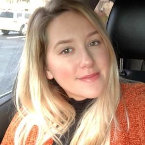 Meet your Posher, Naila